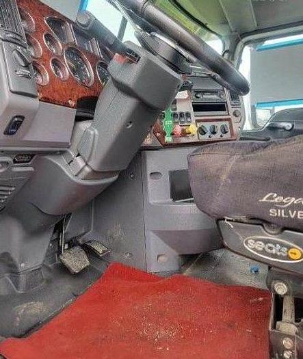 Used 2014 Mack PINNACLE CHU613