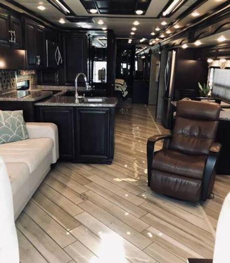 Used 2016 Newmar Mountain Aire 4565