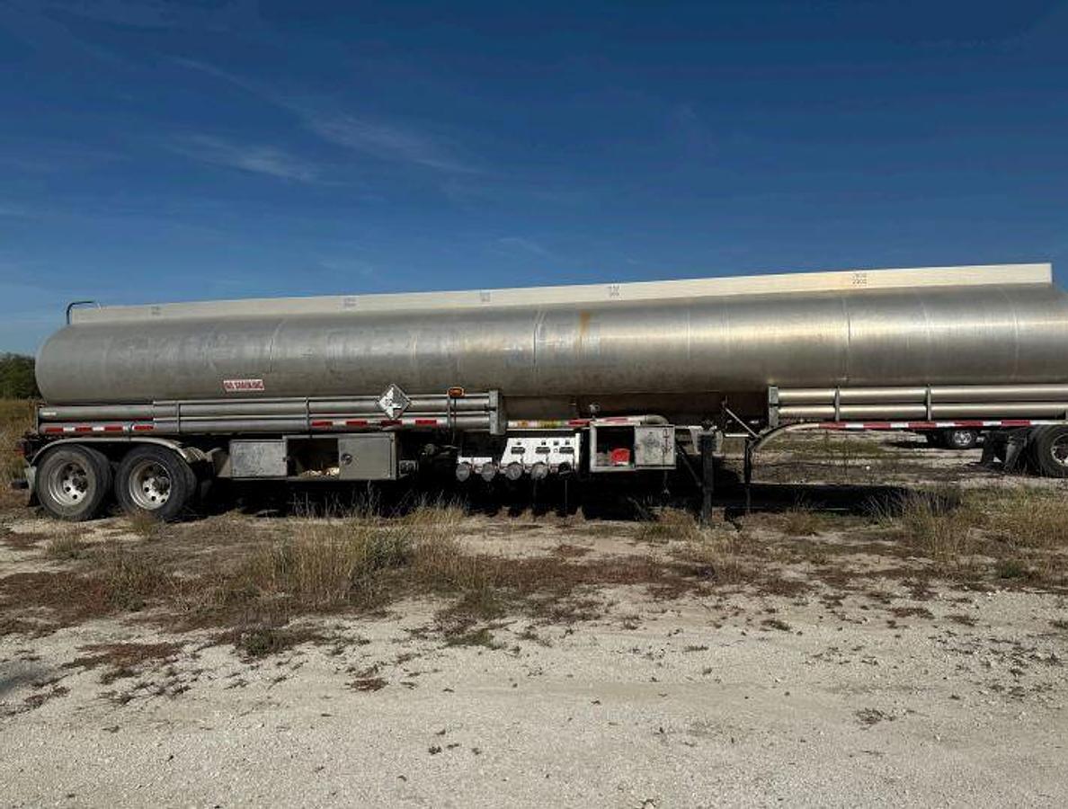 Used Youngs DOT 407 Multi-Compartment Tanker