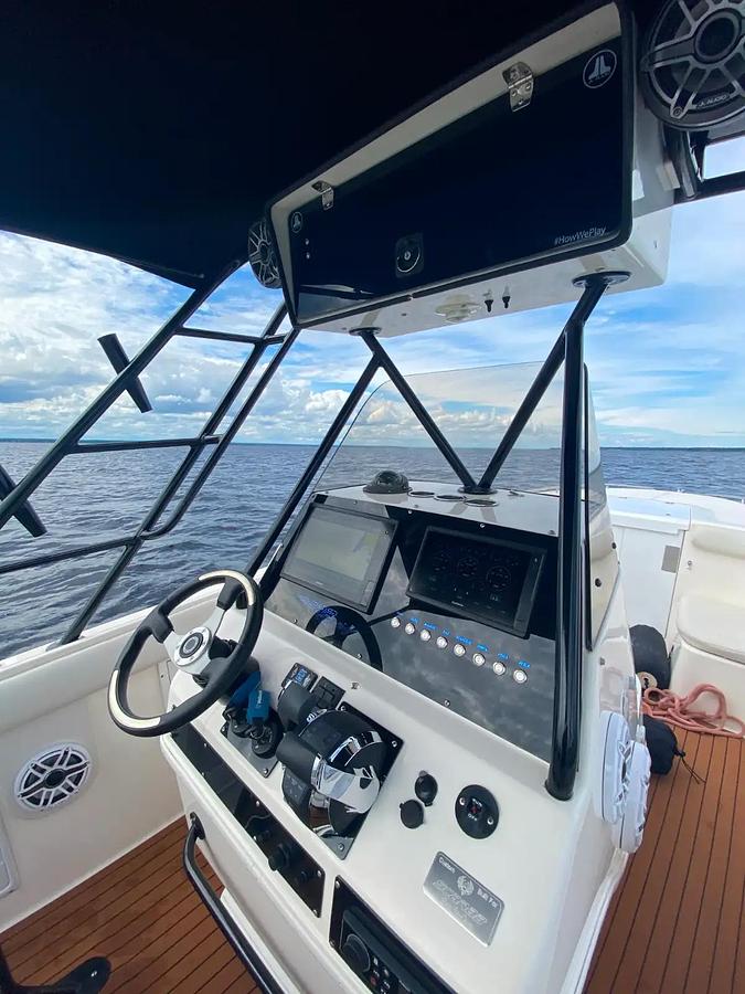 Used 1998 Scarab 302 Center Console