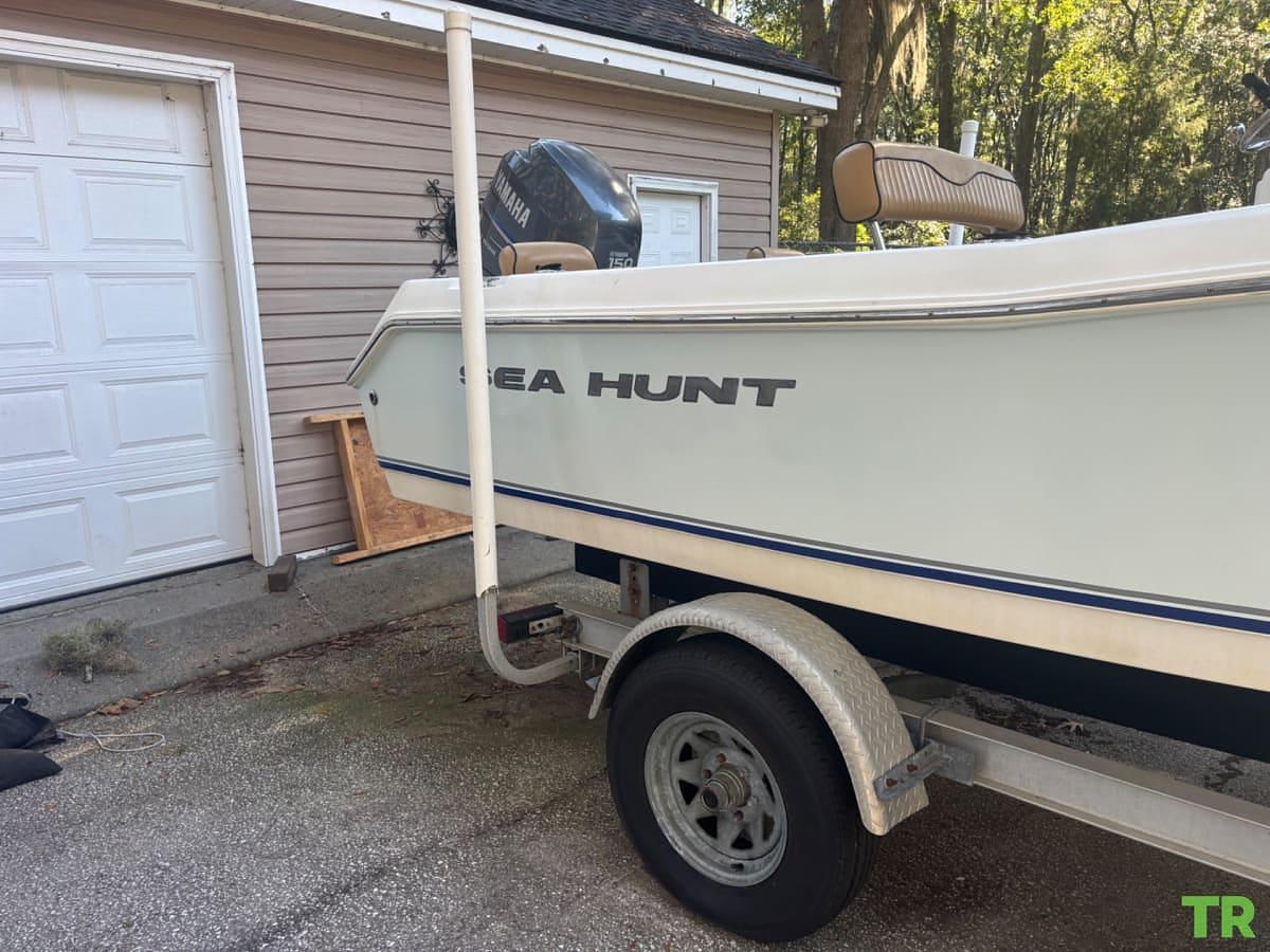 Used 2007 Sea Hunt Triton Center