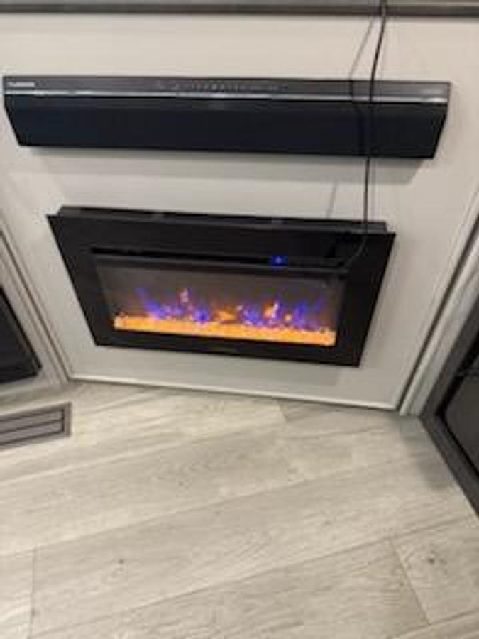 Used 2024 Keystone Cougar Sport 2400RE