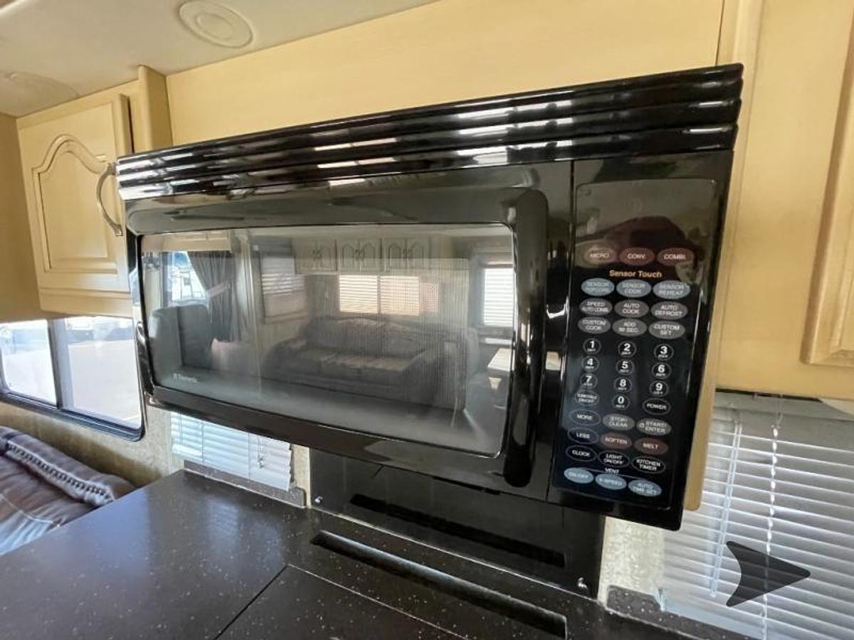 Used 2007 Coachmen RV Sportscoach Legend 40QS Class A Motorhome