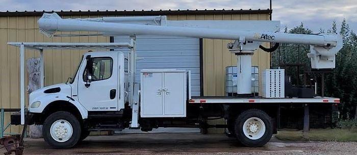 Used 2006 Freightliner BUSINESS CLASS M2 106