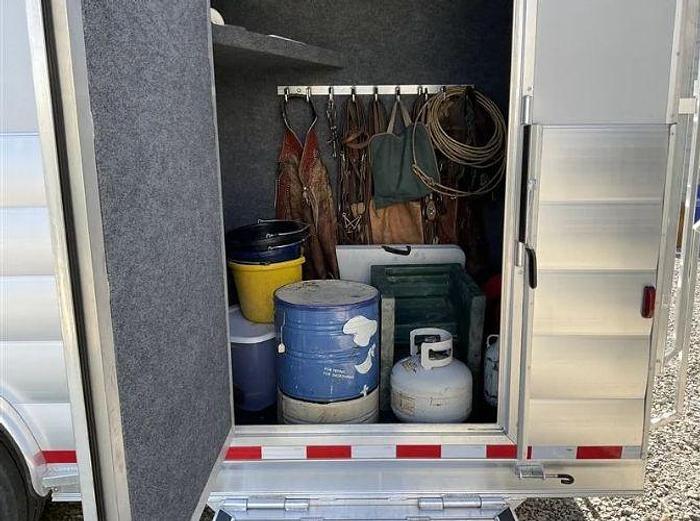 Used 2021 Twister 3 Horse Trailer with Living Quarters