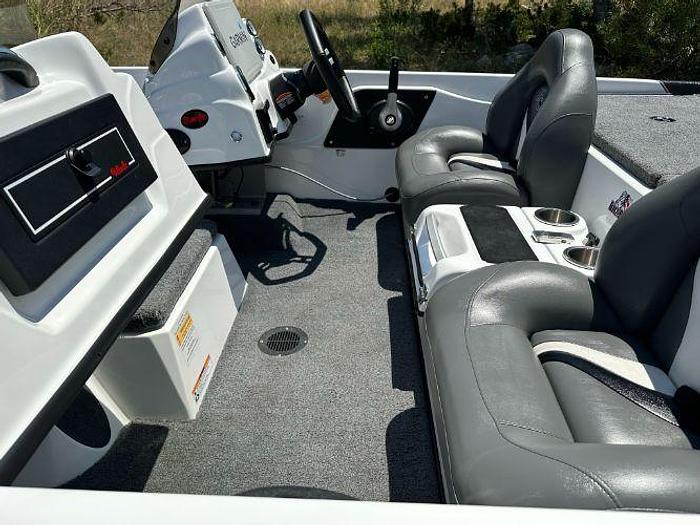 Used 2022 Basscat Pantera