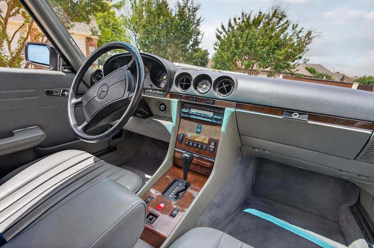 Used 1988 Mercedes-Benz 560 SL