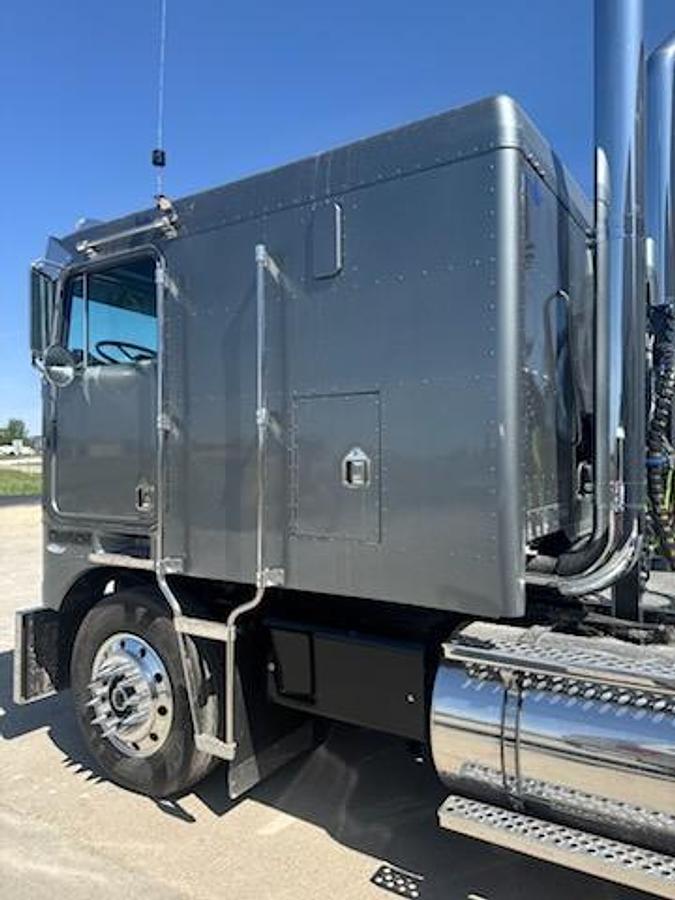Used 1991 Kenworth K100E