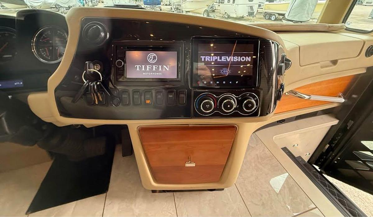 Used 2019 Tiffin Motorhomes Phaeton 37BH Class A Motorhome