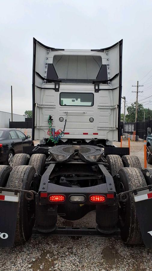 Used 2024 Volvo 300 Day Cab Semi Truck