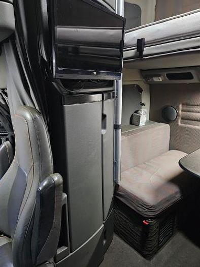 Used 2020 Volvo VNL 860