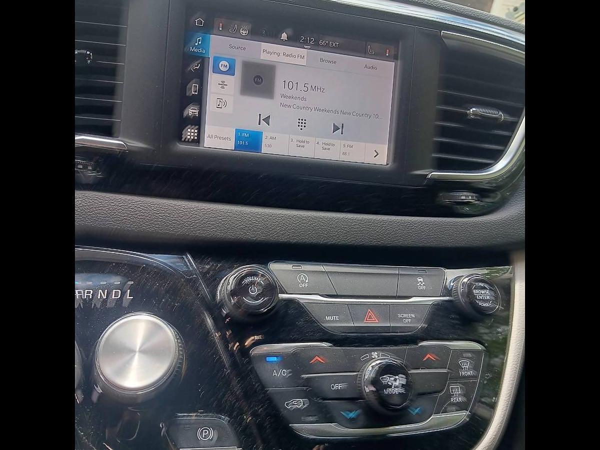 Used 2023 CHRYSLER Voyager