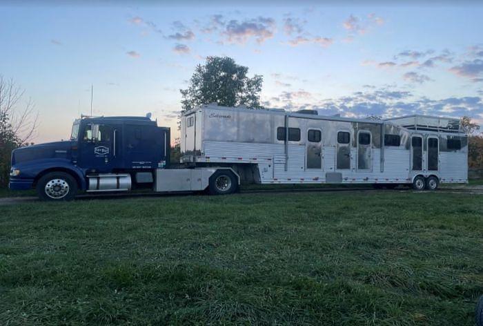 Used 2005 Silverado 4 Horse Trailer with Living Quarters and 1999 International L26 Western Hauler