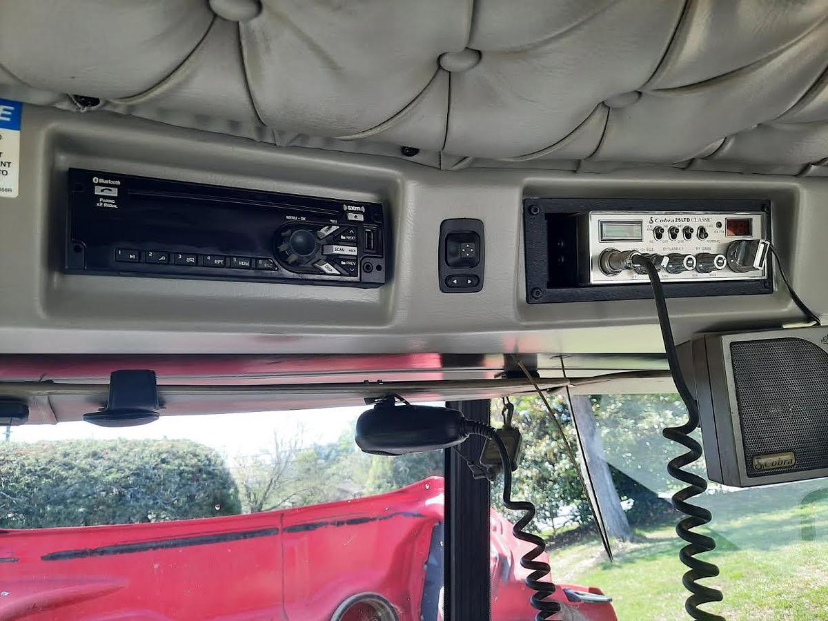 Used 2022 Western Star Tri-Axle Dump Truck