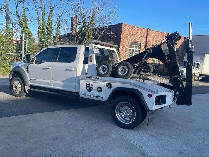 Used 2018 Ford F550 Tow Truck