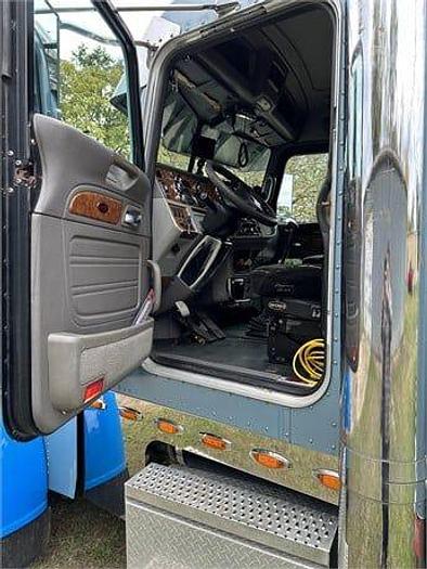 Used 2006 Peterbilt 379EXHD