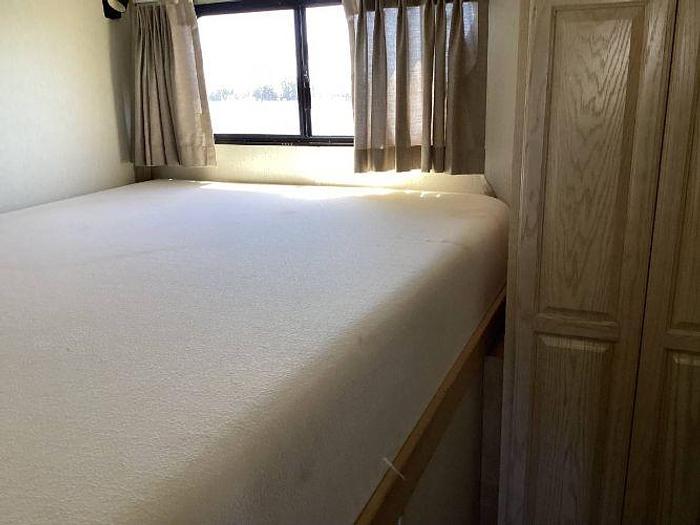 Used 2004 Country Home Houseboat