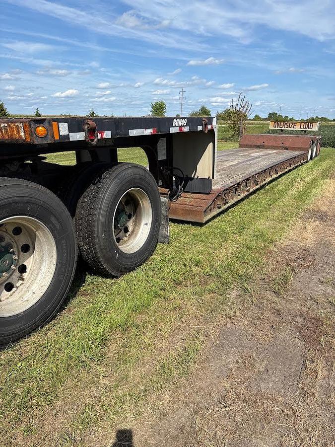 Used 2012 Fontaine Renegade Removable Gooseneck Trailer