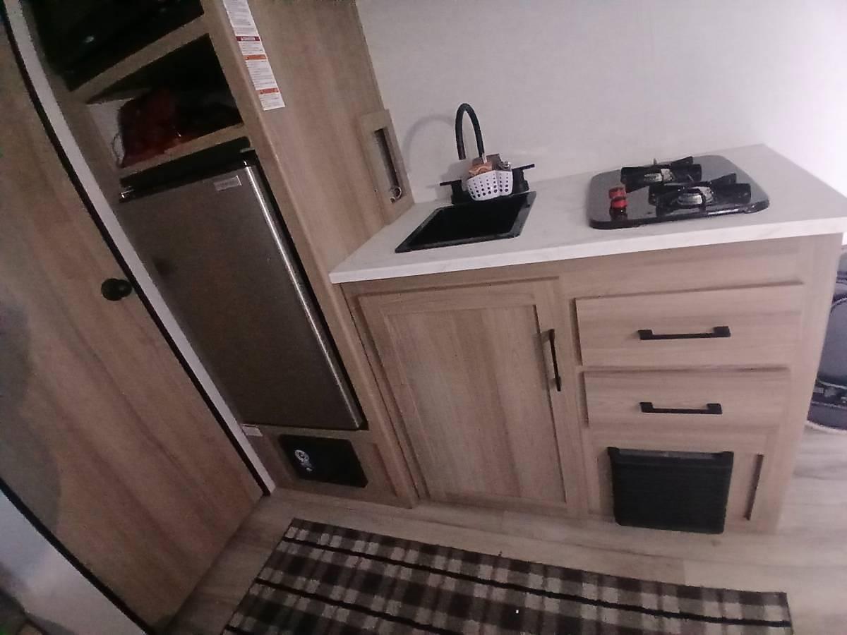 Used 2025 Keystone Coleman 17R Travel Trailer