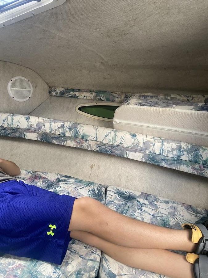 Used 1997 Sea Ray 215 Express Cruiser