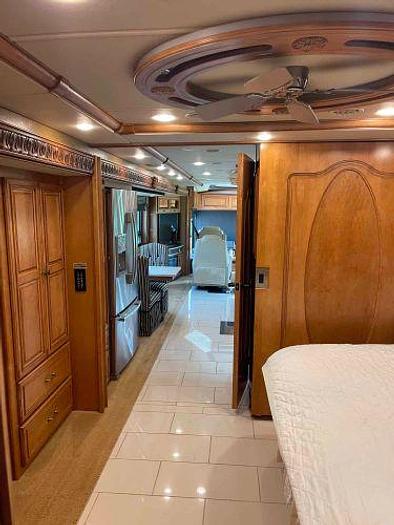 Used 2016 Winnebago Grand Tour 42QL