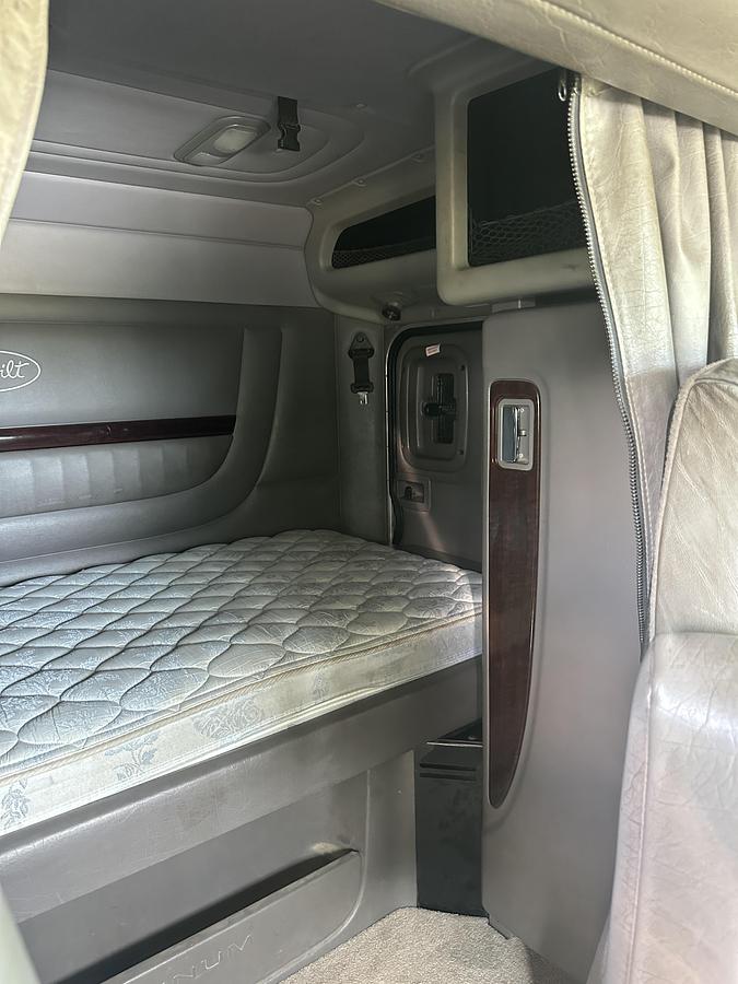 Used 2014 Peterbilt 389 and/or 2019 XL specialized trailer