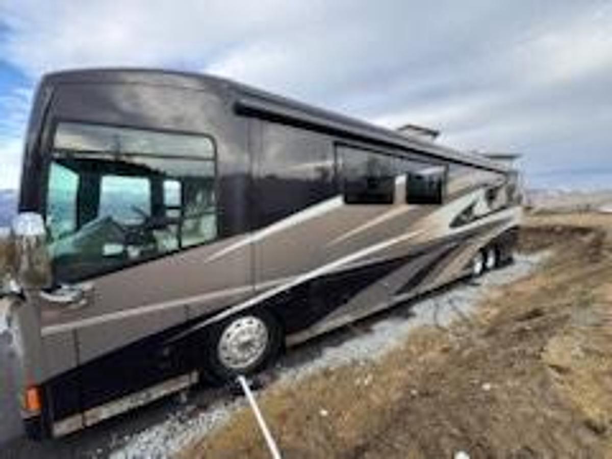 Used 2014 Winnebago Tour 42QD Class A Motorhome