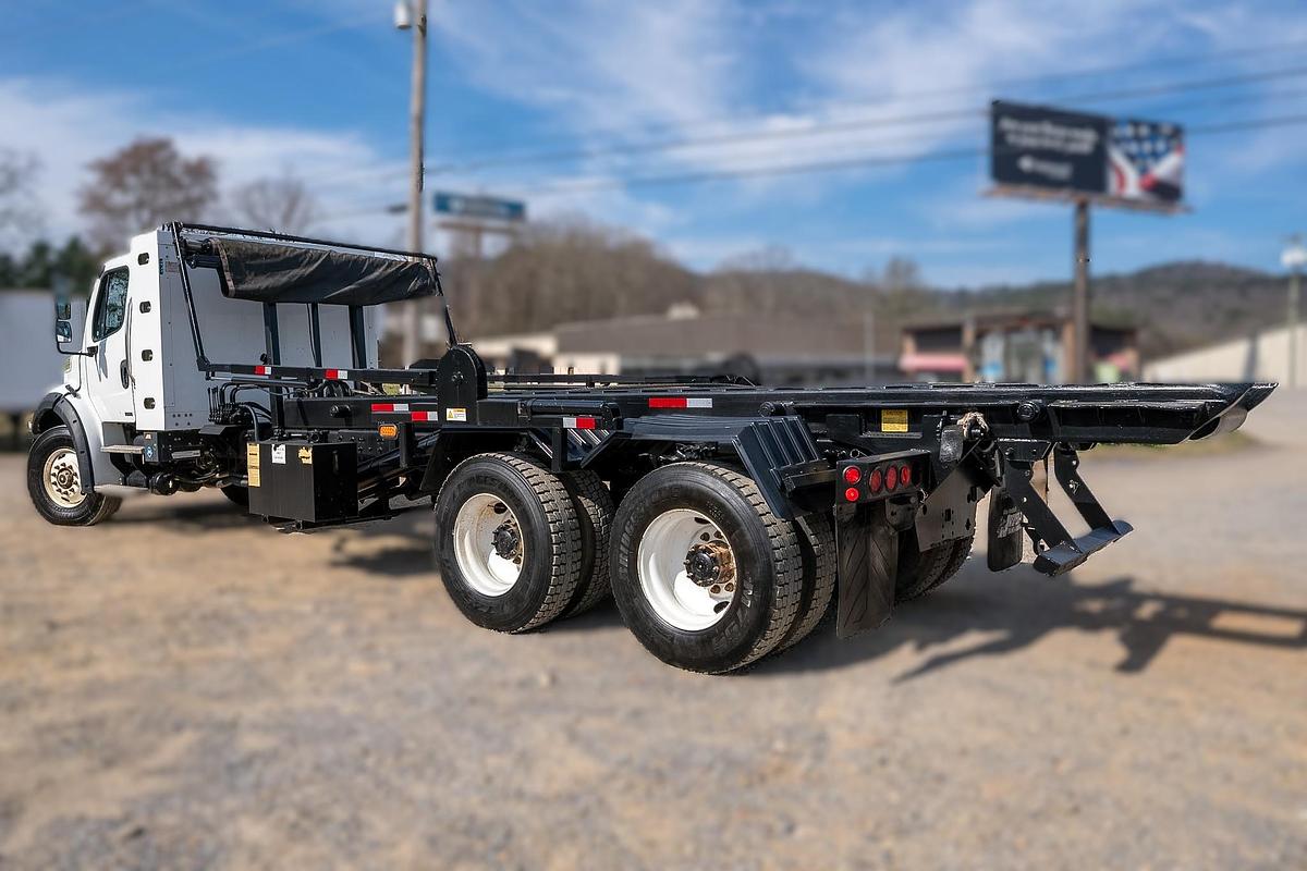 Used 2014 Freightliner Business Class M2 112