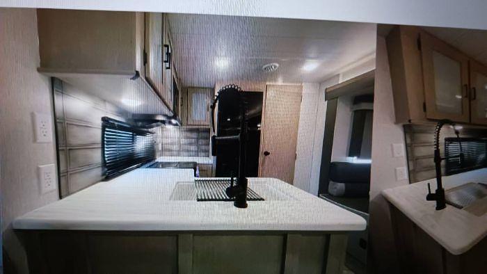 Used 2022 Forest River Salem M-27RK