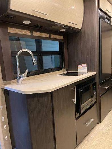 Used 2018 Thor Gemini 23TR