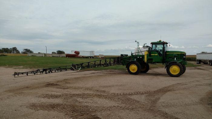 Used 1998 JOHN DEERE 4700