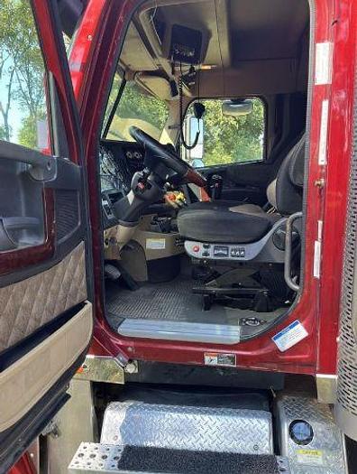 Used 2017 Freightliner CORONADO 122 SD