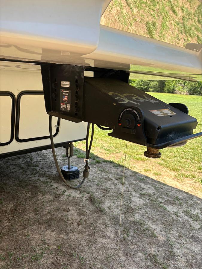 Used 2025 Keystone Fuzion Impact 367