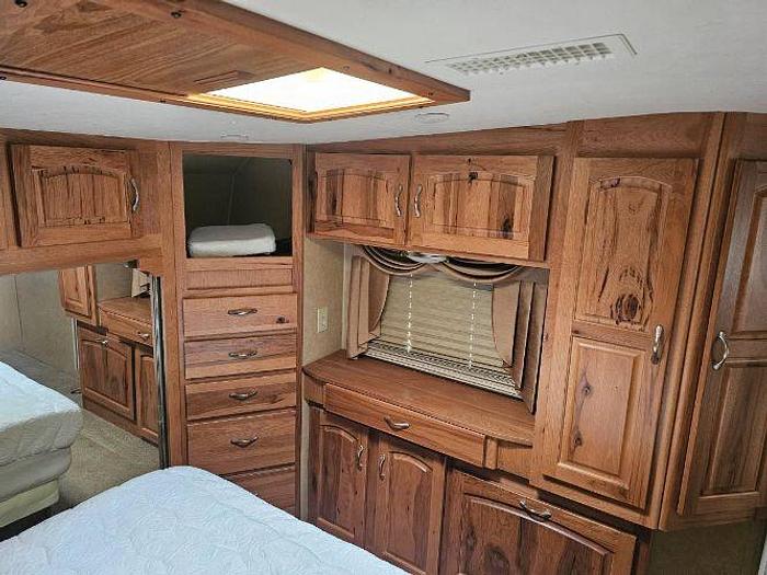 Used 2010 Excel M35TKE