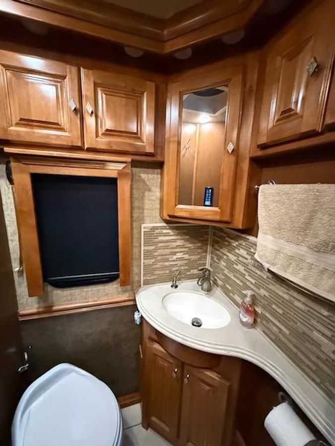 Used 2015  Tiffin Motorhomes Phaeton 42LH Class A Motorhome