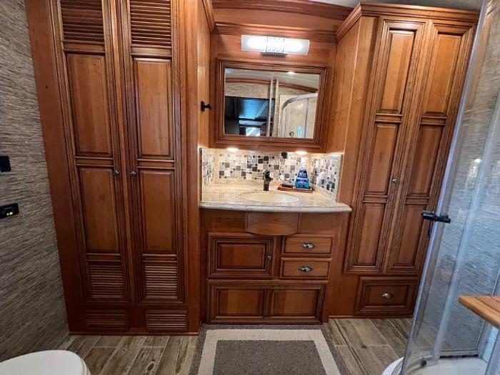 Used 2017 Newmar Dutch Star 4326