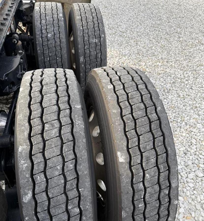 Used 2021 Kenworth W990