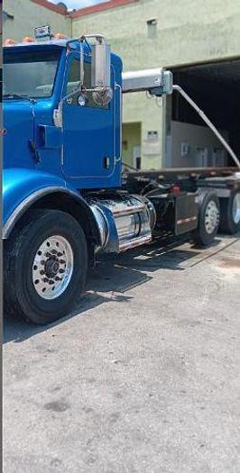 Used 2014 Peterbilt 367