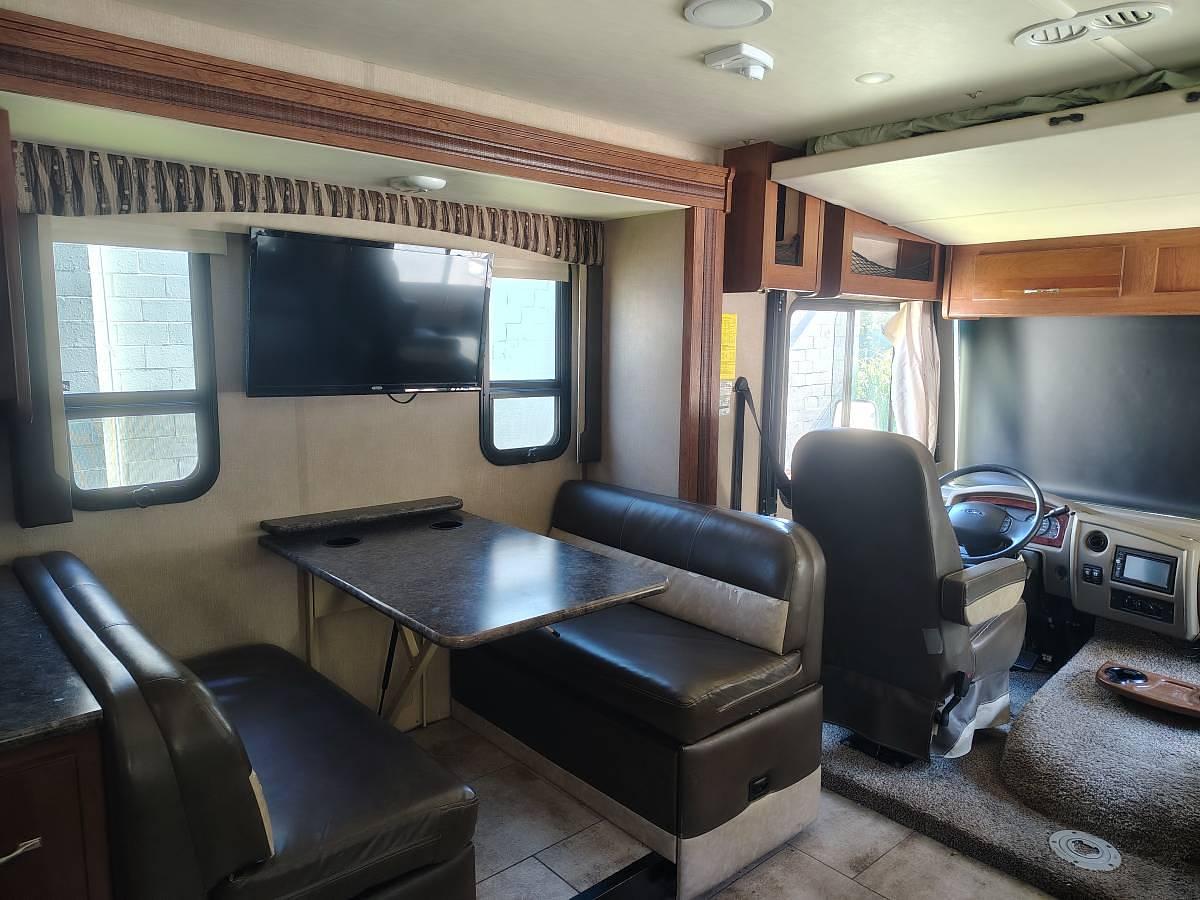 Used 2017 Fleetwood Flair 29T