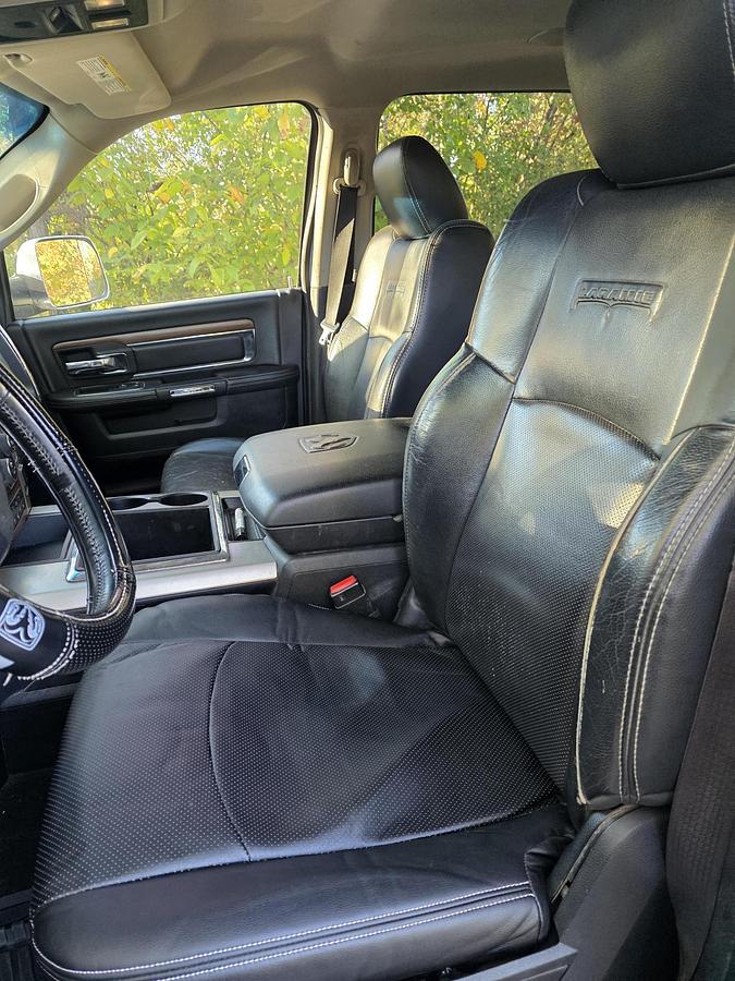 Used  2015 RAM 3500 Laramie Mega Cab 4WD DRW