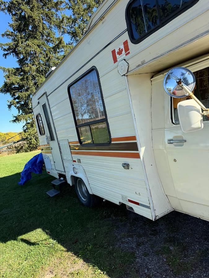 Used 1981 GMC Glendale 23' Class C Motorhome