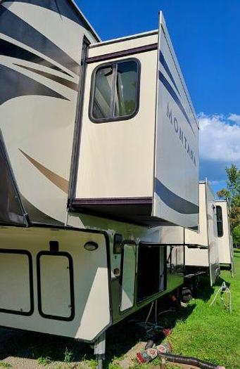 Used 2017 Keystone Montana Legacy 3661RL
