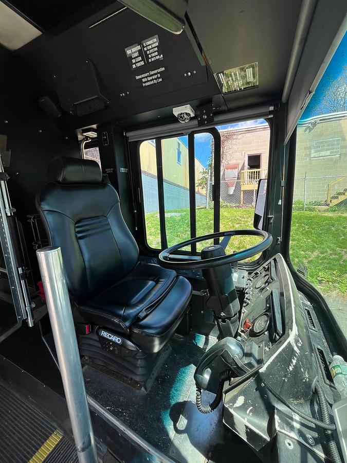 Used 2003 Passenger Bus