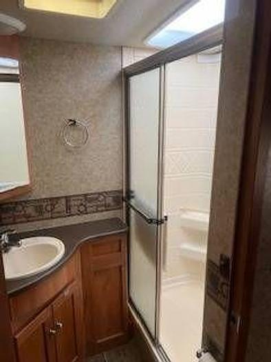 Used 2010 Winnebago Sightseer 33C