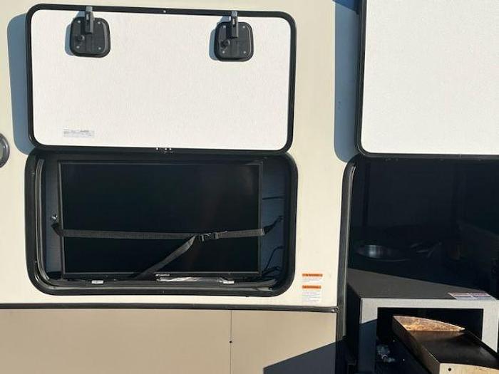 Used 2022 Forest River Salem Hemisphere Elite 36FL