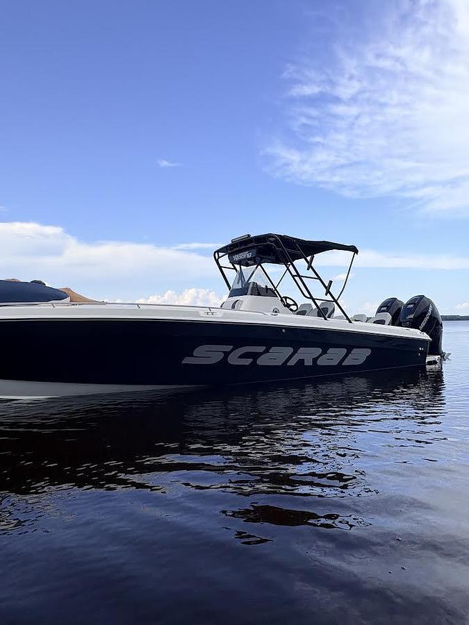 Used 1998 Scarab 302 Center Console