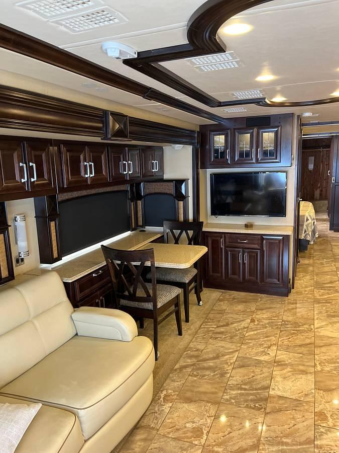Used 2014 American Coach American Revolution 42T Class A Motorhome
