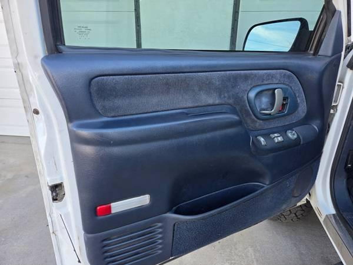 Used 2000 Chevrolet Model Gmt-400 2500 Diesel 4x4