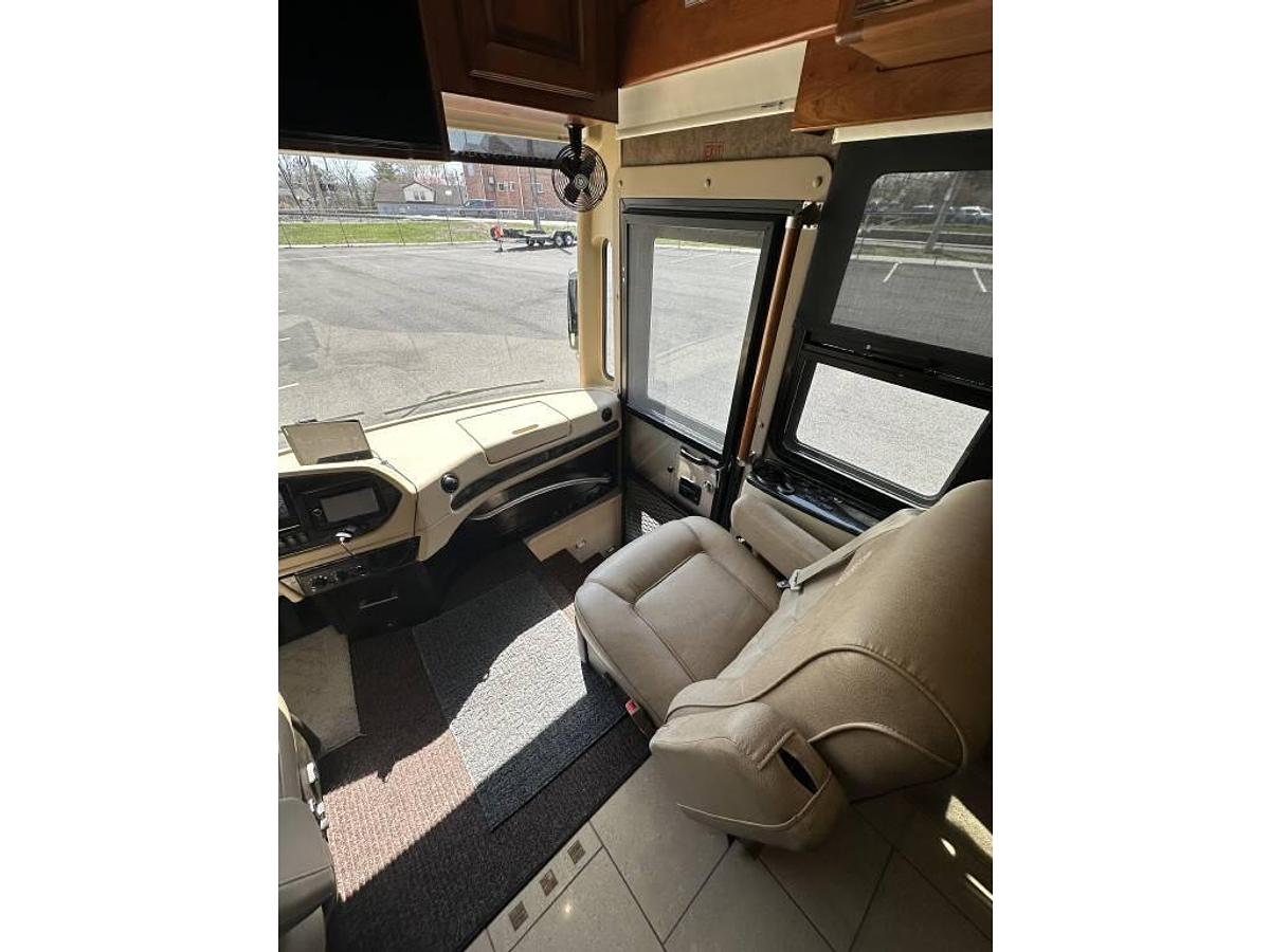 Used 2014 Tiffin Motorhomes Allegro Bus 45 LP