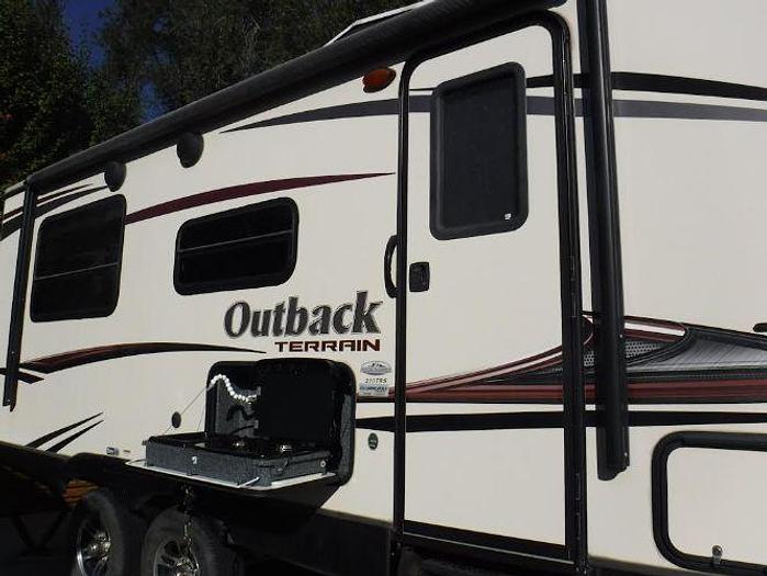 Used 2015 Keystone Outback 210TRS
